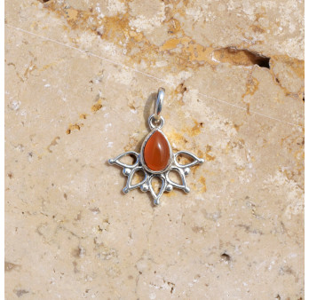 Petit pendentif fin ajouré argent pierre Cornaline