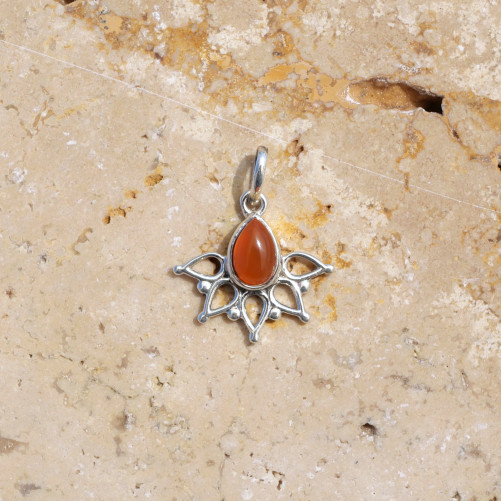 Petit pendentif fin ajouré argent pierre Cornaline