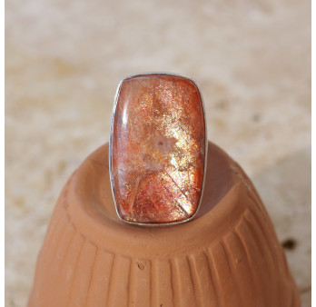 Bague rectangulaire argent et Pierre de soleil T58
