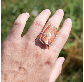 Bague rectangulaire argent et Pierre de soleil T58