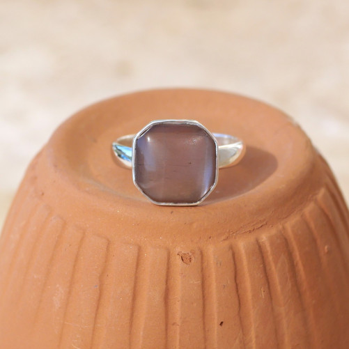 Bague argent carrée en Pierre de lune saumonée T52