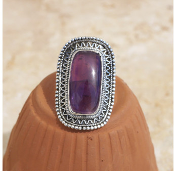 Grande bague rectangulaire pierre Améthyste argent ciselé T52