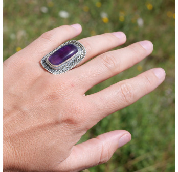 Grande bague rectangulaire pierre Améthyste argent ciselé T52