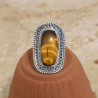 Grande bague rectangulaire pierre Oeil de tigre argent ciselé T60