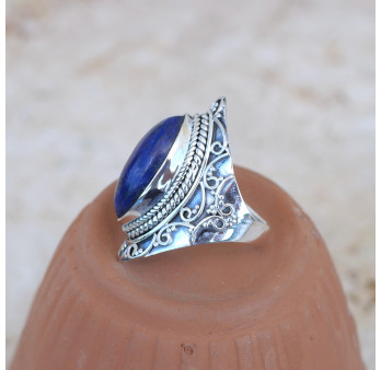 Chevalière mixte pierre marquise Lapis lazuli et argent ciselé T53