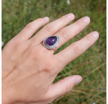 Bague goutte argent ciselé et pierre Améthyste T60