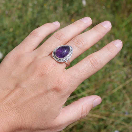 Bague goutte argent ciselé et pierre Améthyste T60