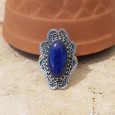 Longue bague argent ciselé et pierre oblongue Lapis lazuli T60 Longue bague argent ciselé et pierre oblongue Lapis lazuli T60