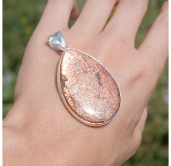 Gros pendentif goutte argent et Pierre de soleil