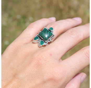 Bague ancienne argent travaillé Malachite et Agate verte