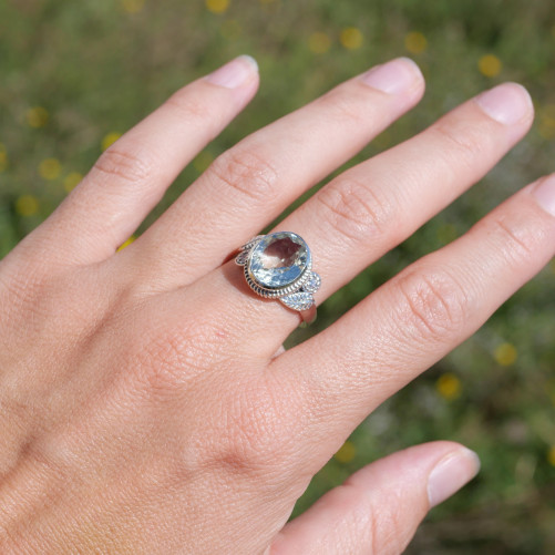 Bague pierre ovale en Prasiolite et argent ciselé feuilles T60