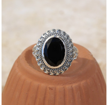 Bague ciselée argent et pierre Onyx noir T60