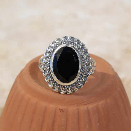 Bague ciselée argent et pierre Onyx noir T60