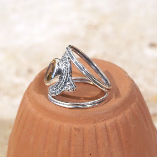 Anneau large ajouré en argent ciselé et Citrine T58/61