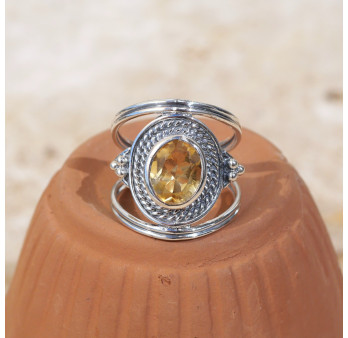 Anneau large ajouré en argent ciselé et Citrine T58