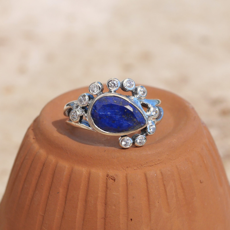 Bague argent pierre goutte en Lapis lazuli et zircons T60