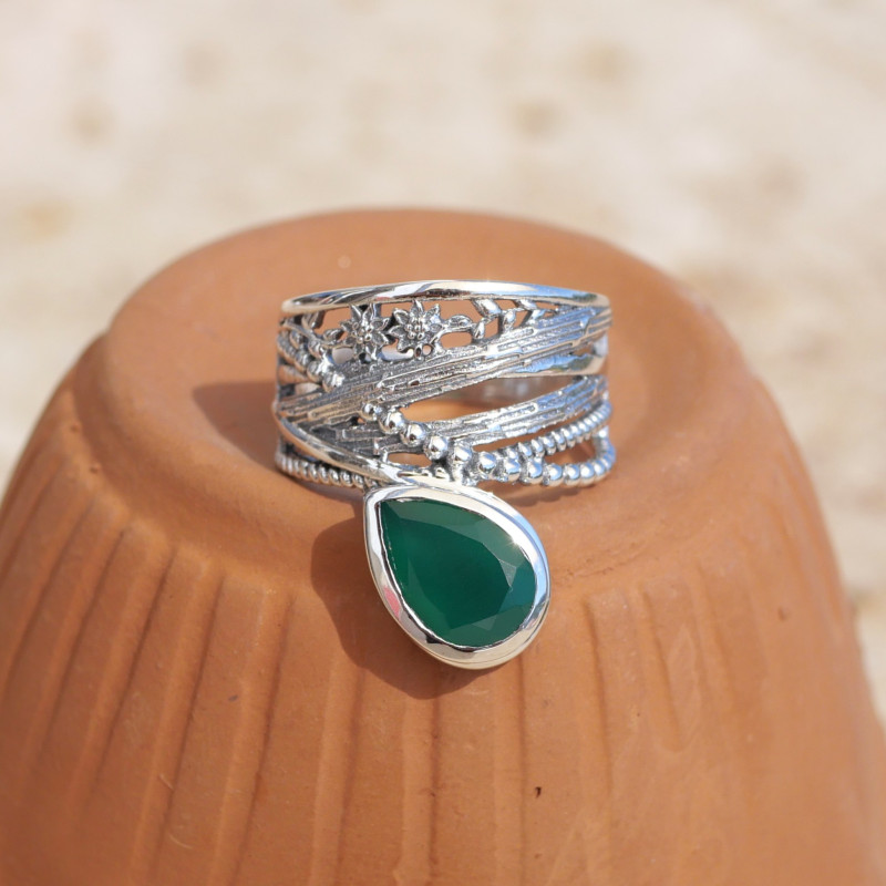 Bague bandeau en argent et pierre goutte Agate verte T52
