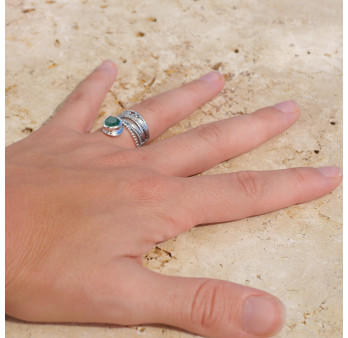 Bague bandeau en argent et pierre goutte Agate verte T52