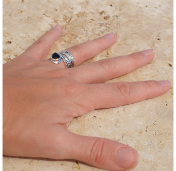 Bague bandeau en argent et pierre goutte Onyx noir T52