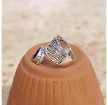 Bague bandeau en argent et pierre goutte Onyx noir T52