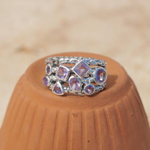 Bague large en argent et 8 petites pierres en Améthyste T57