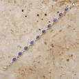 Bracelet fin en argent et 10 pierres ovales en Tanzanite Bracelet fin en argent et 10 pierres ovales en Tanzanite