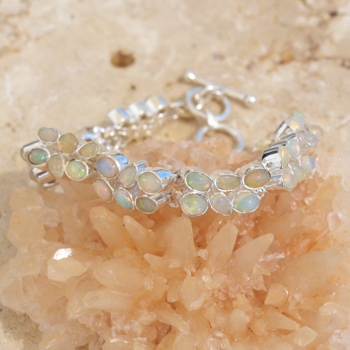Bracelet en argent 2 rangs 54 petites pierres en Opale d'Ethiopie