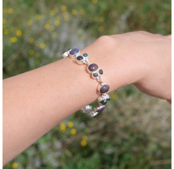Bracelet en argent 23 pierres naturelles en Opale noire d'Ethiopie