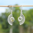 Boucles d'oreilles demi lune argent ciselé et Tourmaline vert clair
