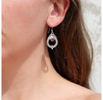 Boucles rondes ajourées argent et pierre Tourmaline rose