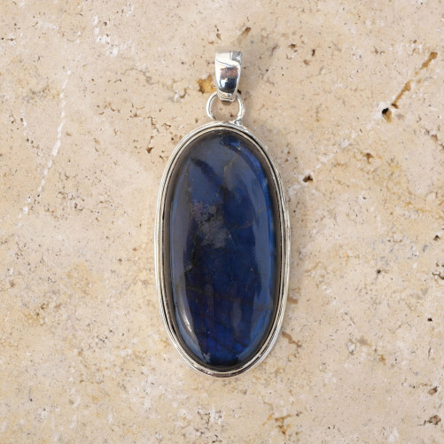 Gros pendentif oblongue en argent et pierre Labradorite