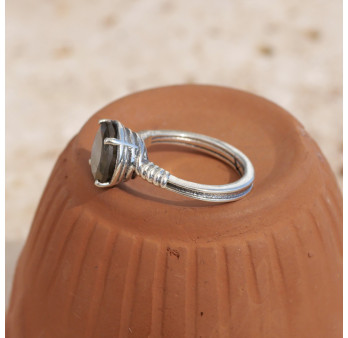 Bague argent pierre ronde facettée en Labradorite T51