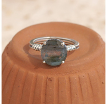 Bague argent pierre ronde facettée en Labradorite T51
