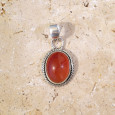 Pendentif ovale argent strié et pierre Cornaline