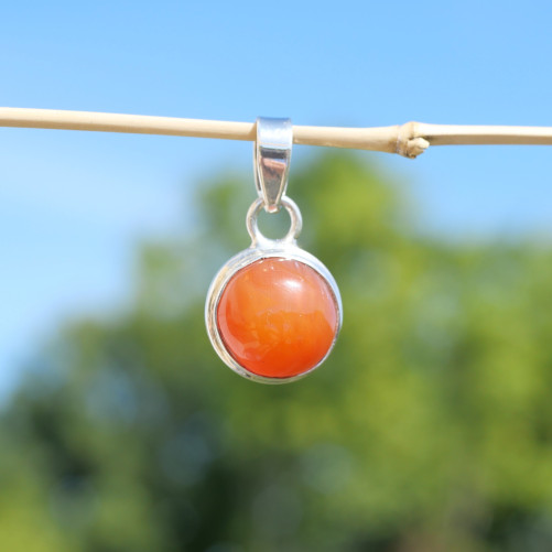 Pendentif rond argent double et pierre Cornaline
