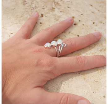 Bague argent et 3 pierres naturelles en Opale d'Ethiopie T57
