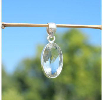 Pendentif oblongue en argent pierre Prasiolite facettée