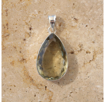 Pendentif goutte en argent pierre Prasiolite facettée