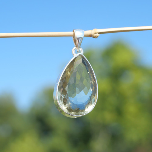 Pendentif goutte en argent pierre Prasiolite facettée