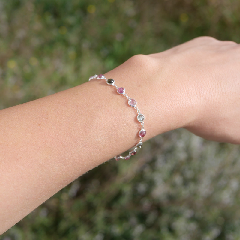 Bracelet fin argent et 14 petites pierres rondes Tourmaline