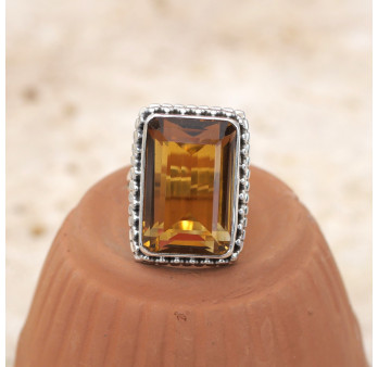 Grosse bague rectangulaire pierre Citrine et argent ciselé T56 réglable
