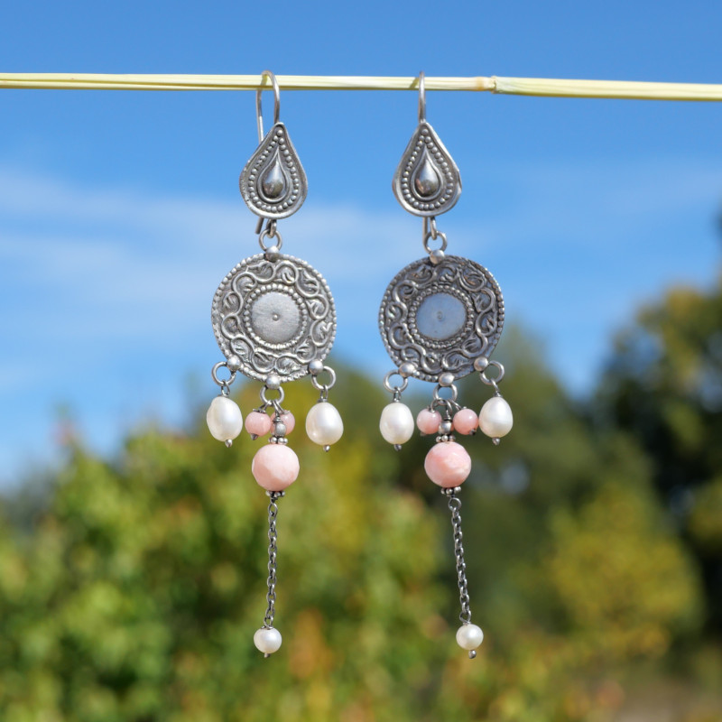 Grandes boucles d'oreilles argent ciselé Opale rose et Perle