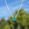 Collier fin chaine argent et pierre ronde en Agate verte