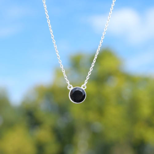 Collier fin chaine argent et pierre ronde en Onyx noir