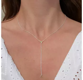 Collier cravate argent et 2 petites pierres en Péridot
