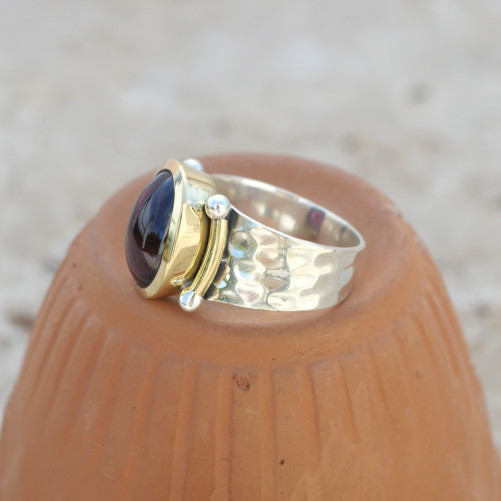 Bague argent martelé laiton doré pierre ovale en pierre Grenat T53/56