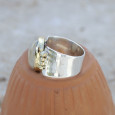 Bague large en pierre Quartz rutile sur monture dorée en argent T62