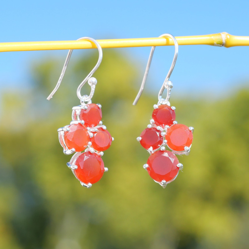 Petites boucles 4 pierres en Cornaline griffées et argent (orange)