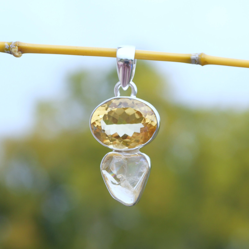 Pendentif en argent 2 pierres brute et facettée en Citrine