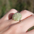 Bague ronde bombée argent et petites pierres Péridot T53